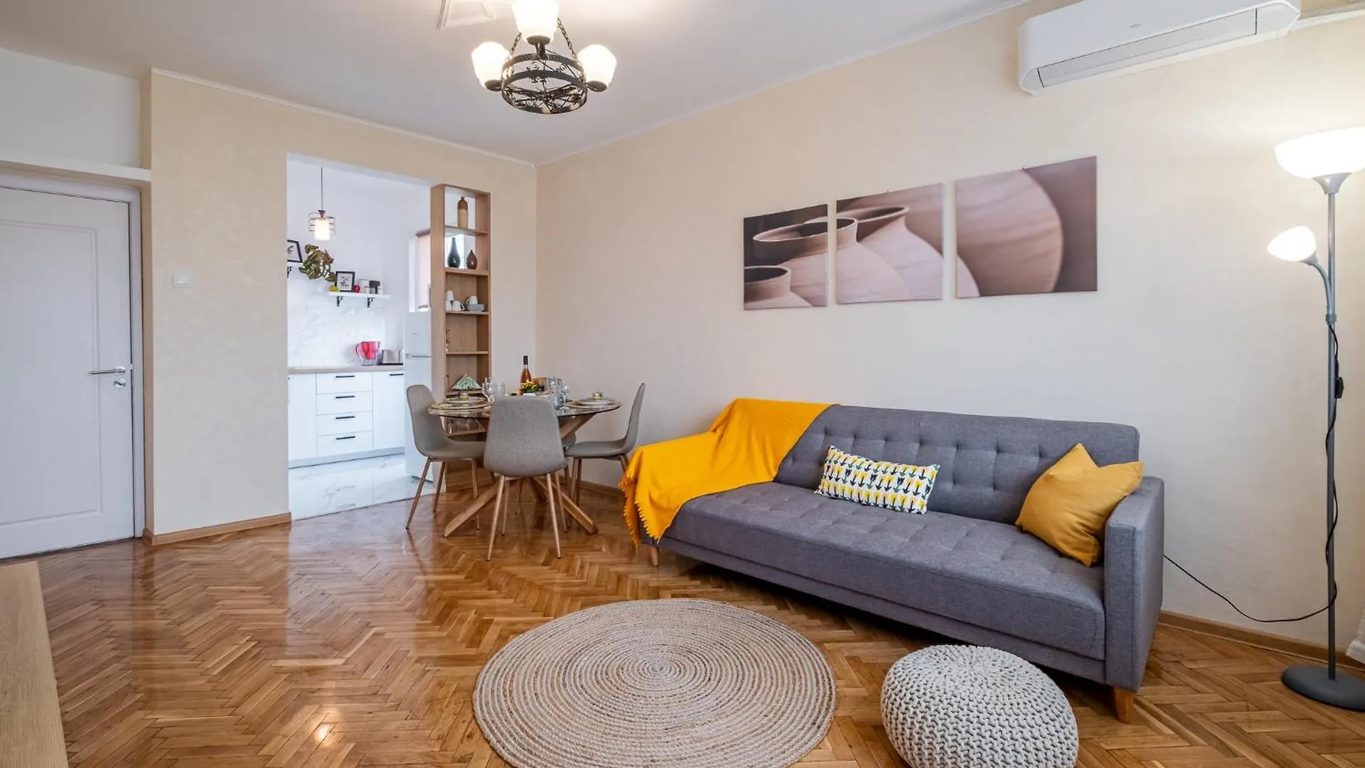 Bella 2Br Apartment Varna