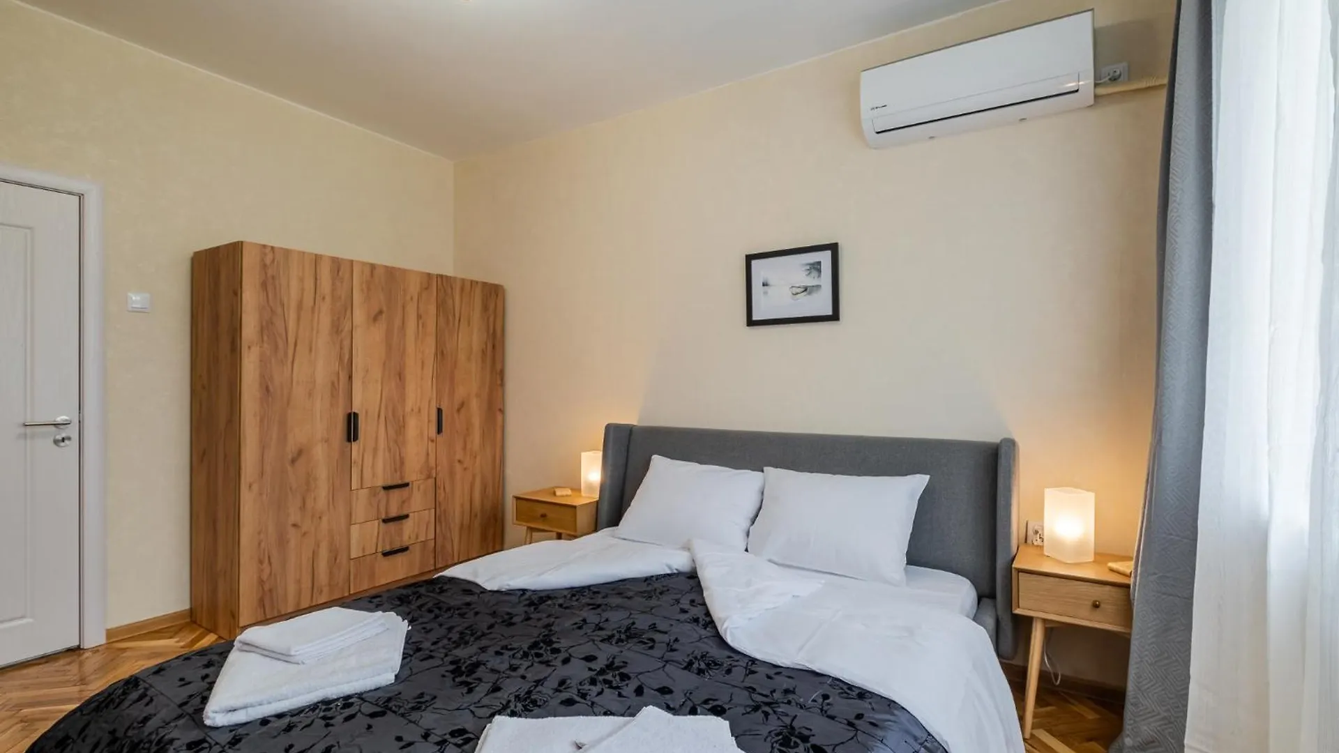 Bella 2Br Apartment Varna