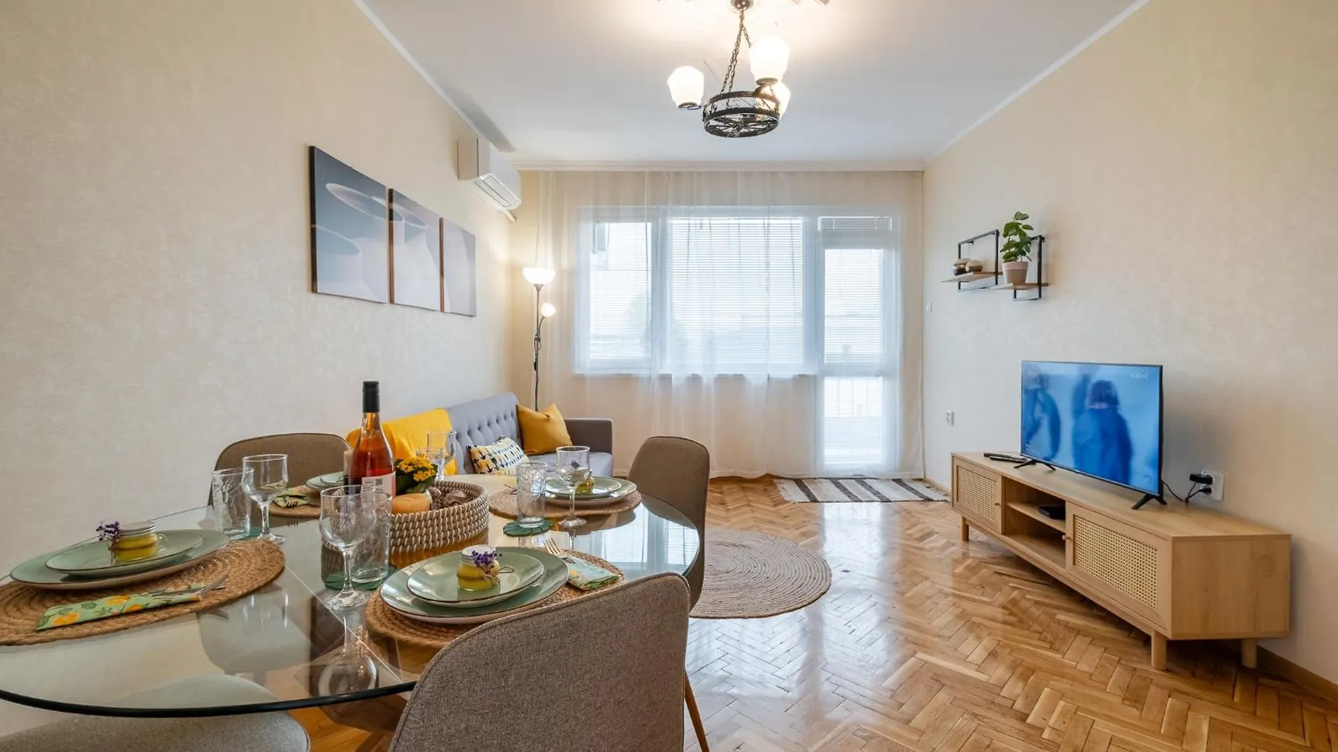 Bella 2Br Apartment Varna